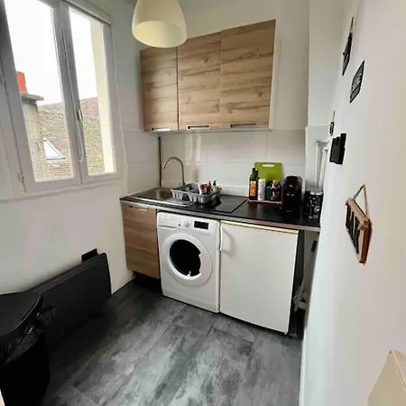 Apartament Peaceful Near Insead And Castle